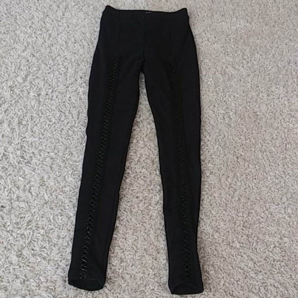 Moto Nera Leggings.